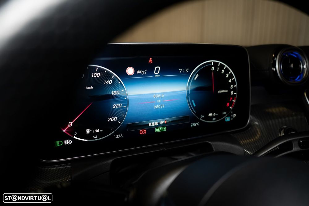 Mercedes-Benz C 300 e AMG Line - 48