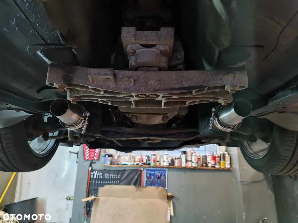 Chrysler 300C 5.7 V8 Hemi - 26