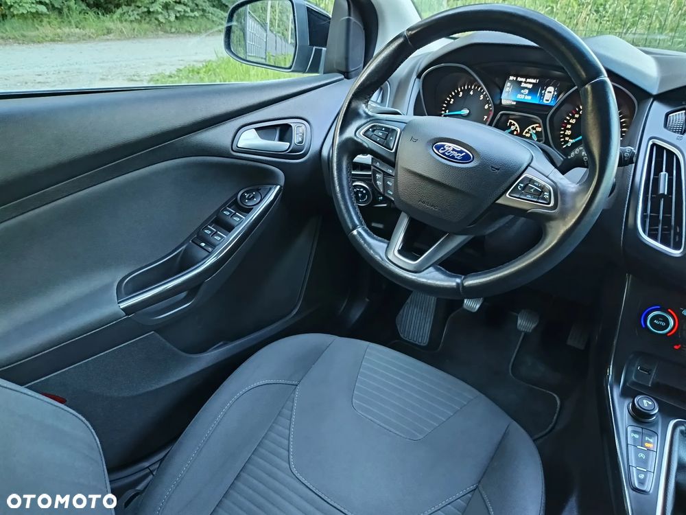Ford Focus 1.0 EcoBoost STart-Stopp-System TITANIUM - 31