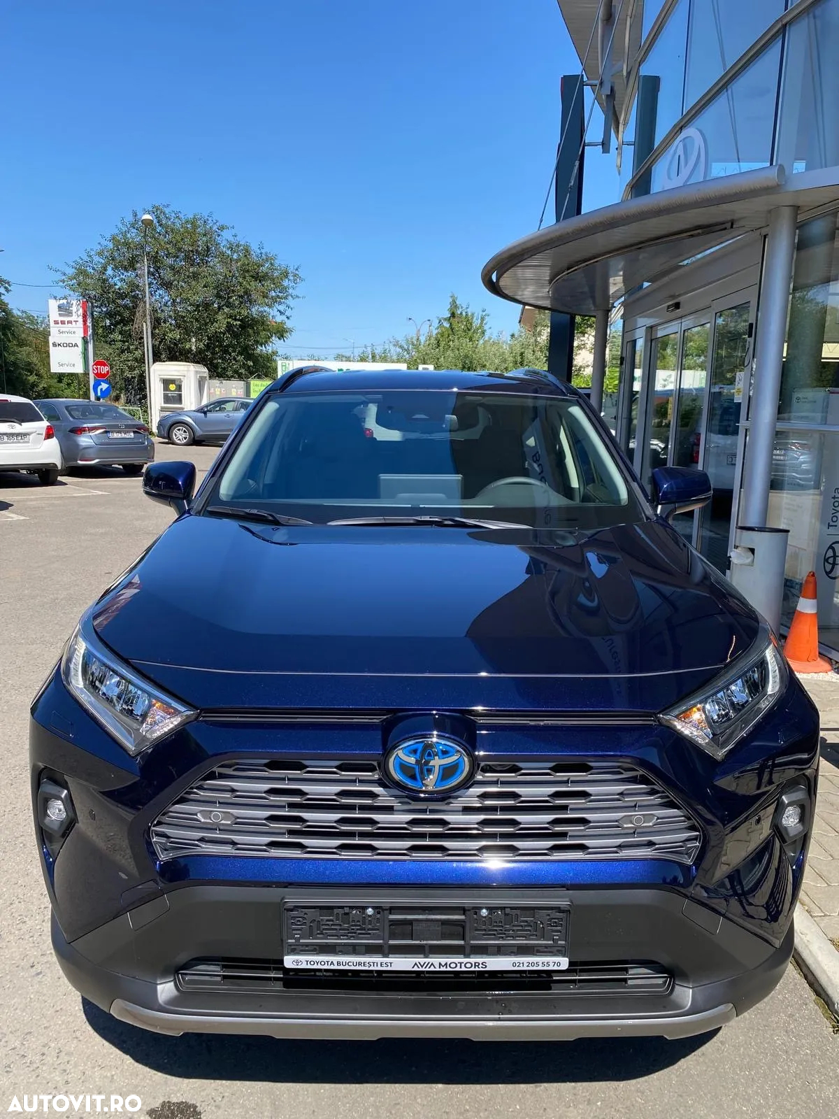 Toyota RAV4 - 6