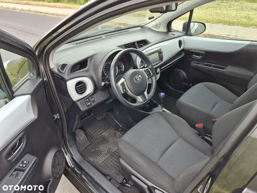 Toyota Yaris 1.5 VVT-i Comfort - 12