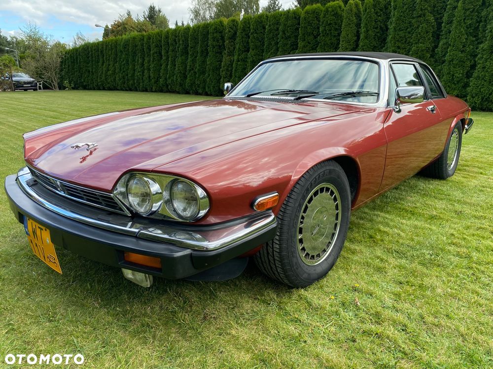 Jaguar XJ - 4