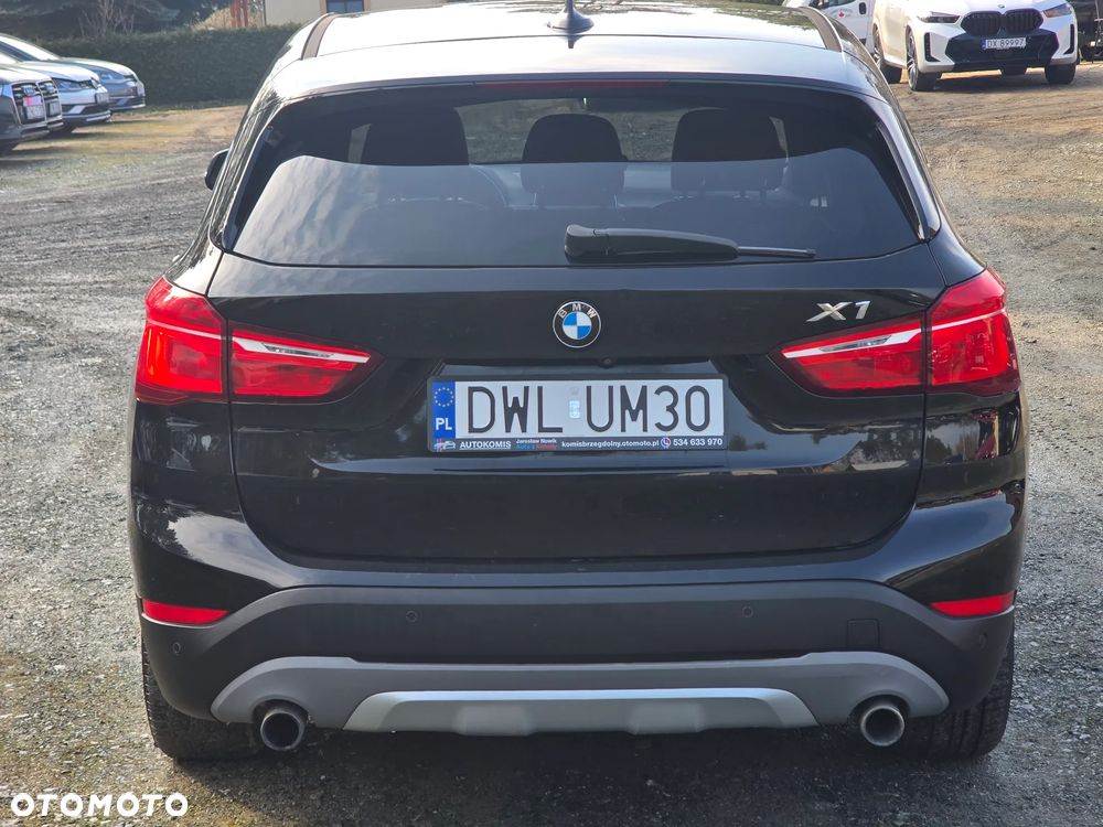 BMW X1 xDrive25i GPF xLine - 6