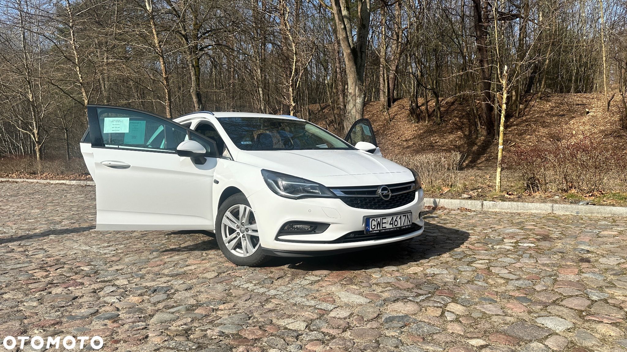 Opel Astra V 1.6 CDTI Dynamic S&S - 1