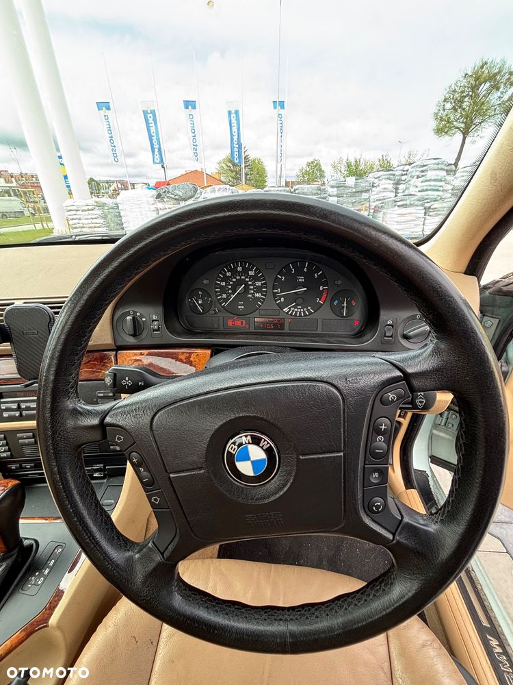 BMW Seria 5 - 18