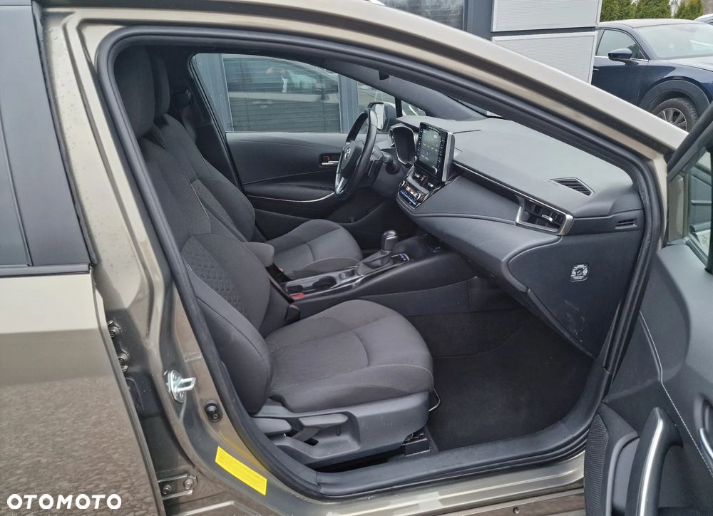 Toyota Corolla 2.0 Business Edition - 29