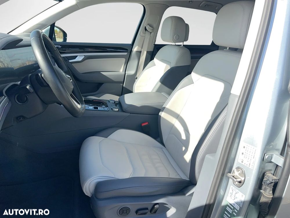 Volkswagen Touareg V6 TDI 4MOTION Elegance - 11