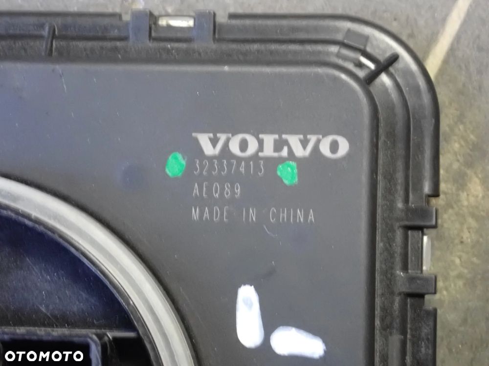 VOLVO XC60 XC90 PRZETWORNICA MODUŁ LED 32337413 - 2