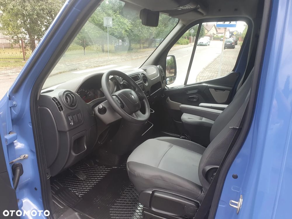 Renault Master - 15