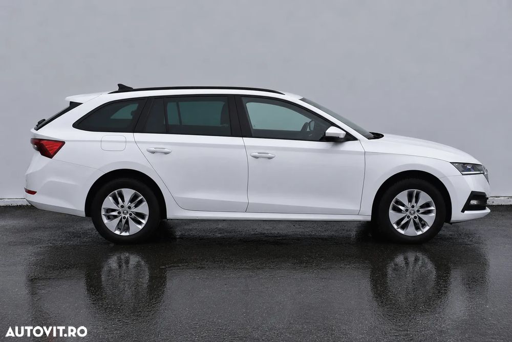 Skoda Octavia 2.0 TDI DSG Ambition - 9