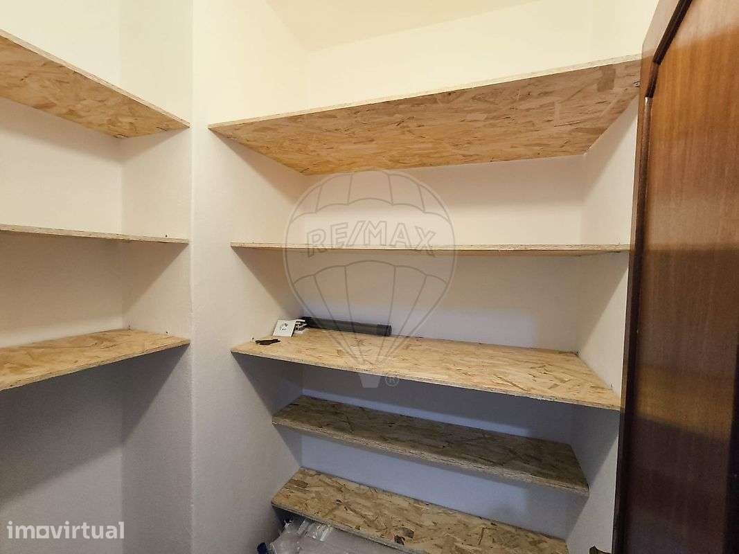 Apartamento T2 para arrendamento - Grande imagem: 2/13