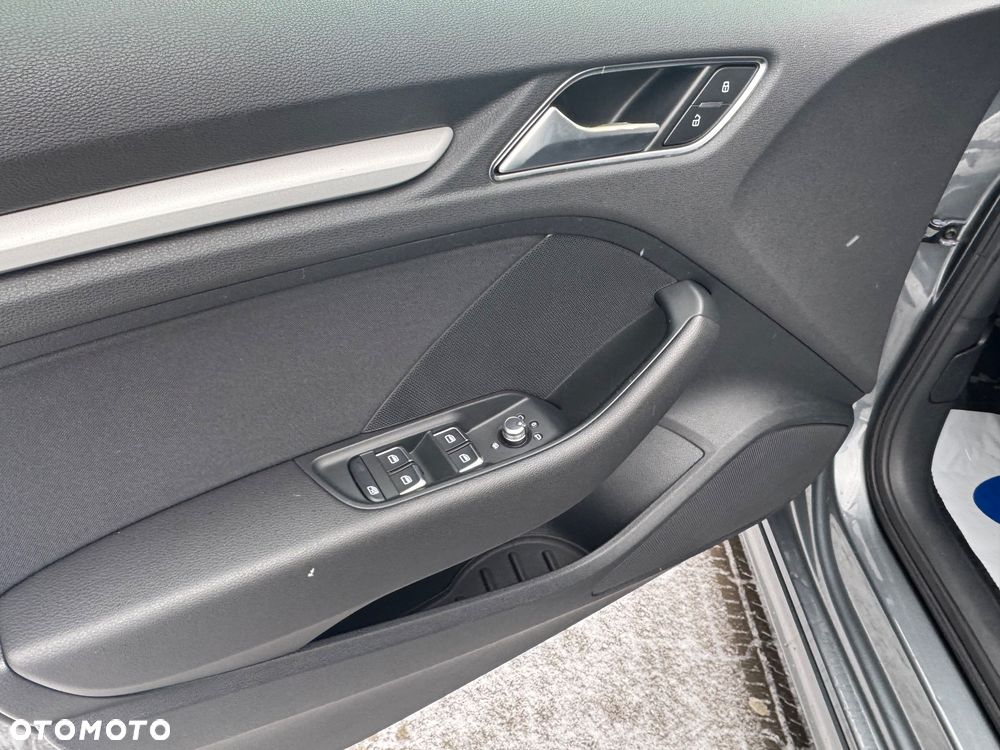 Audi A3 Sportback - 15