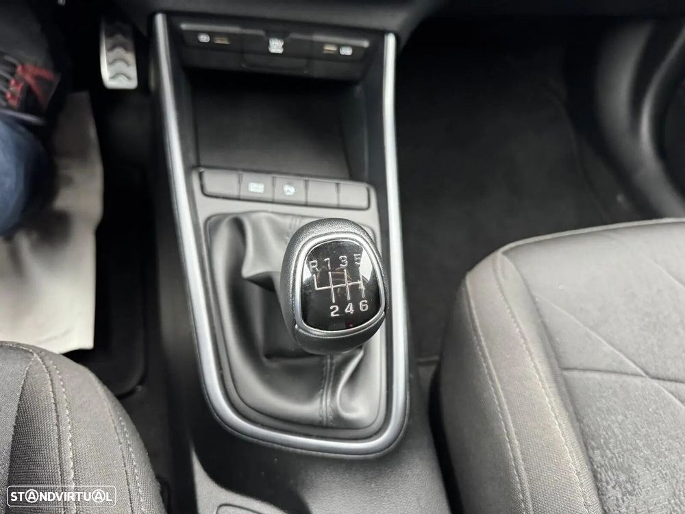 Hyundai Bayon 1.0 T-GDI Premium - 29