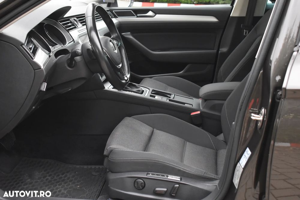 Volkswagen Passat 2.0 TDI SCR DSG Comfortline - 6