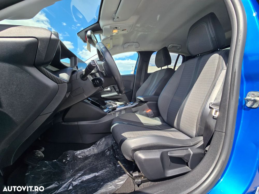 Peugeot 208 PureTech 130 EAT8 Allure Pack - 8