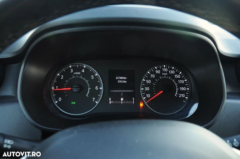 Dacia Duster 1.5 dCi 4x2 Laureate - 12