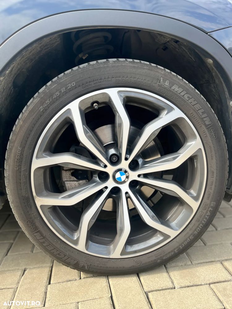 BMW X3 xDrive20d AT xLine - 29