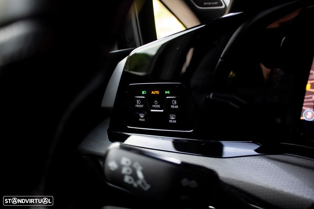 VW Golf 2.0 TDI GTD DSG - 20