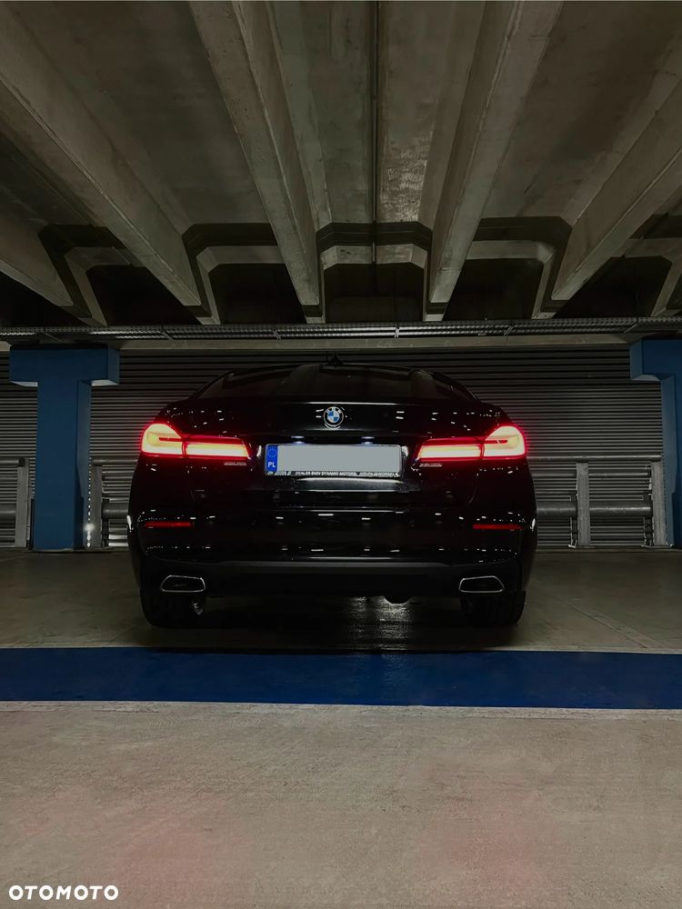 BMW Seria 5 520d xDrive MHEV - 5