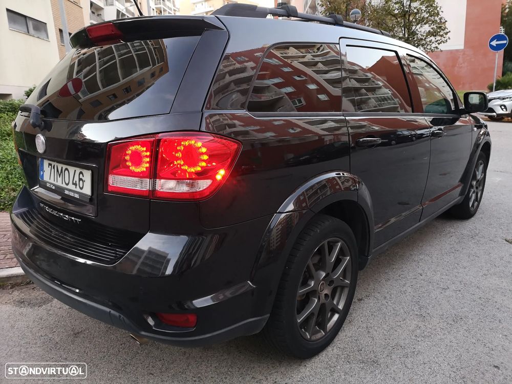 Fiat Freemont 2.0 M-Jet Urban - 7