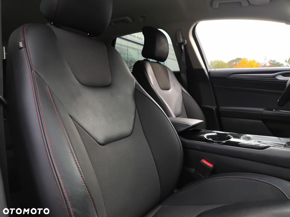 Ford Mondeo 2.0 TDCi ST-Line X - 30