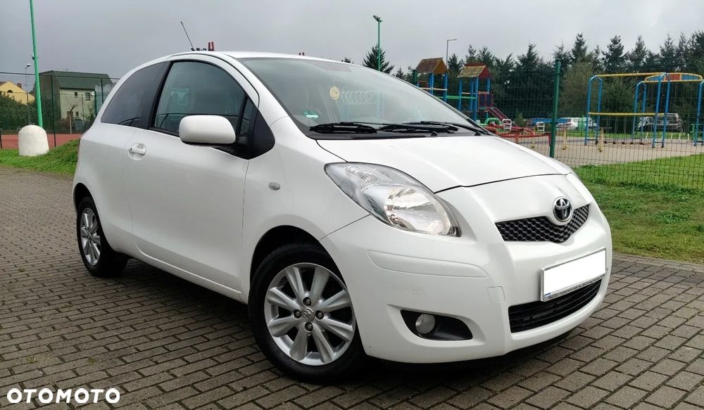 Toyota Yaris 1.33 VVT-i Executive - 1