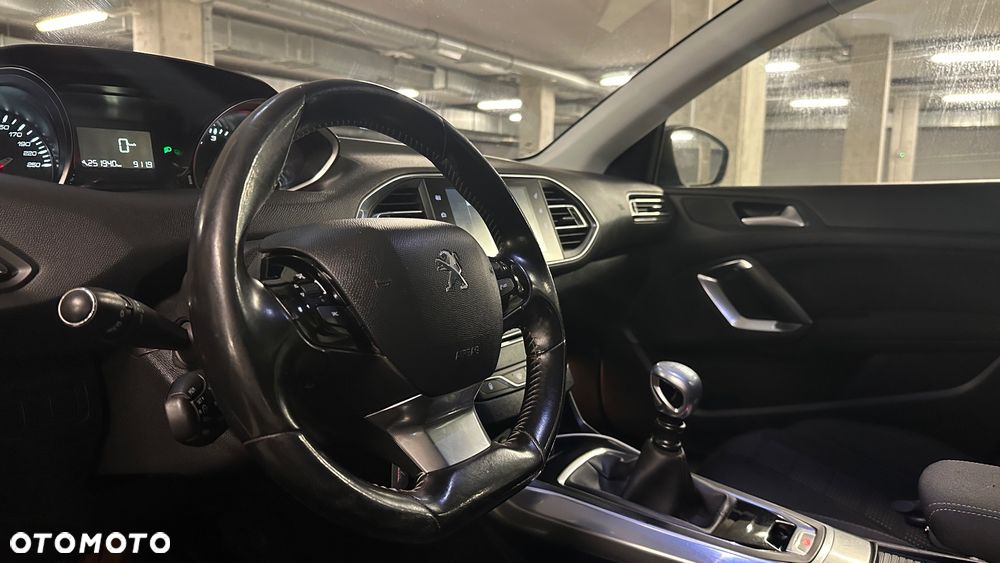 Peugeot 308 1.6 BlueHDi Allure S&S - 20