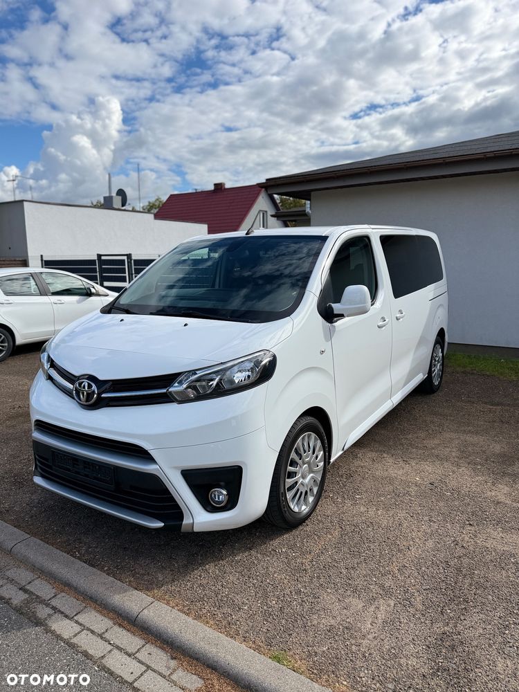 Toyota Proace Verso 1.5 D4-D Medium Family - 2