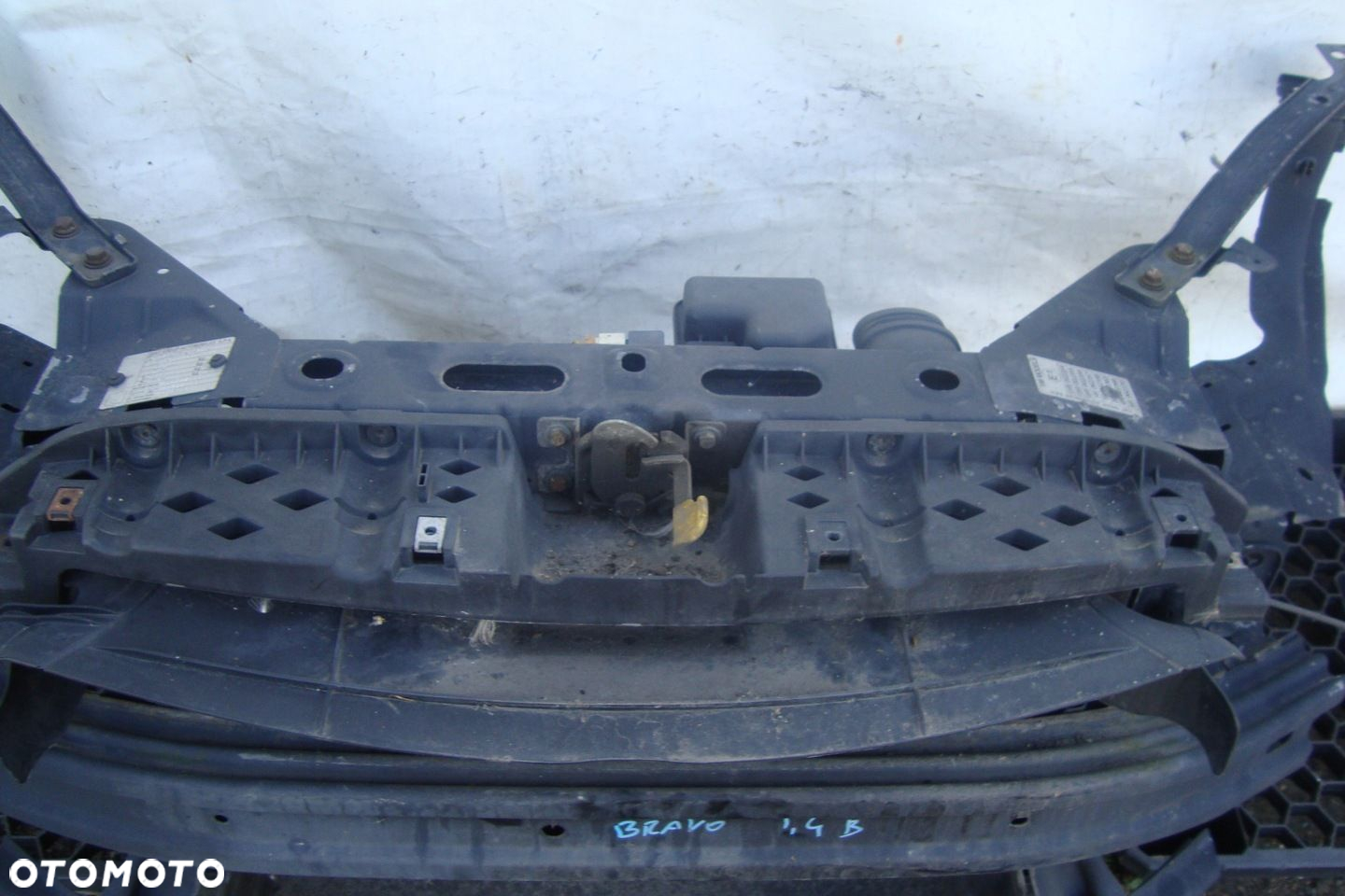 PAS CHŁODNICE WZMOCNIENIE BELKA FIAT BRAVO II 1,4 B - 4