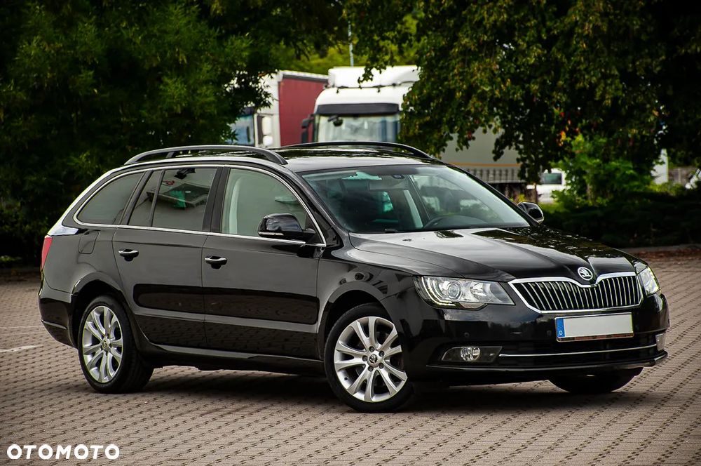 Skoda Superb 2.0 TDI Green tec DSG Elegance - 9