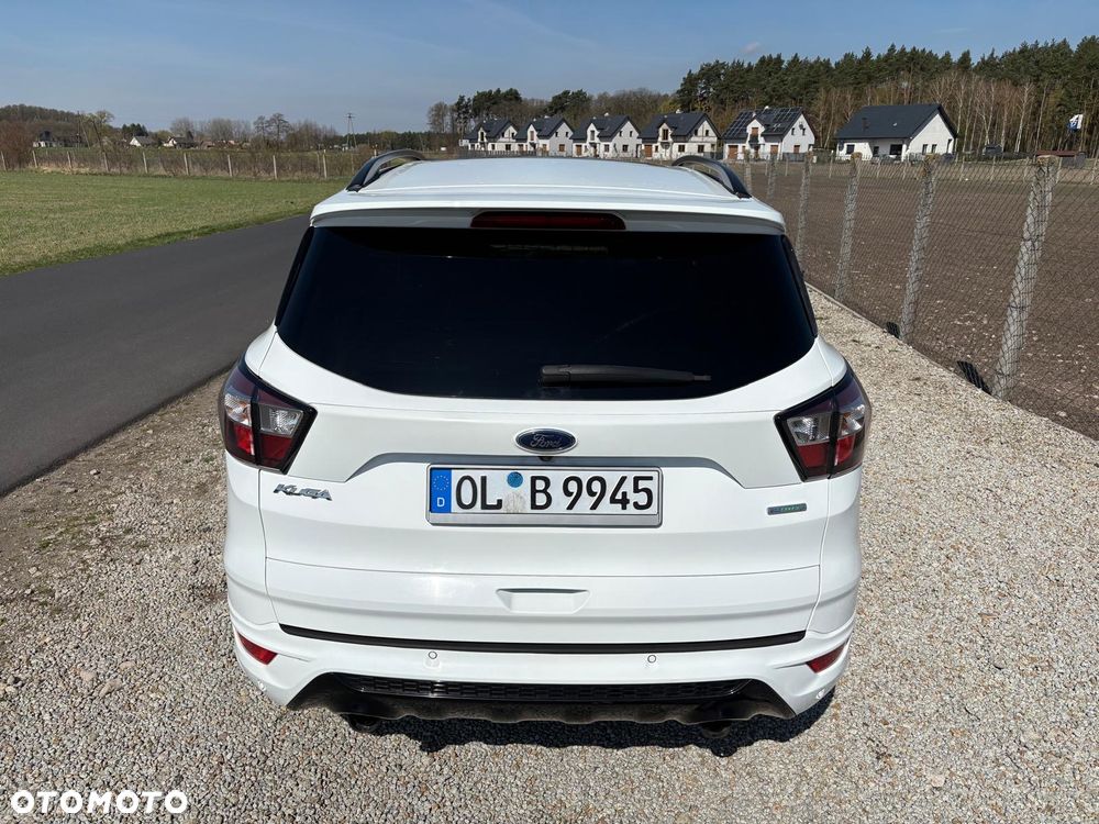 Ford Kuga 1.5 EcoBoost 2x4 ST-Line - 5