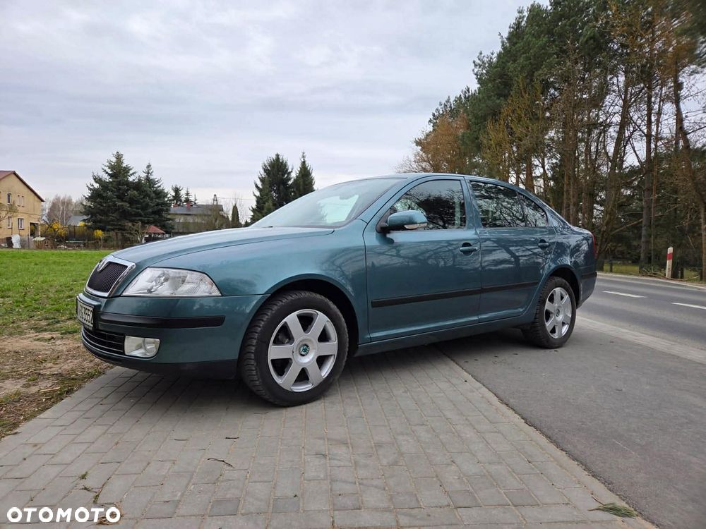 Skoda Octavia 1.6 Elegance EU5 - 5