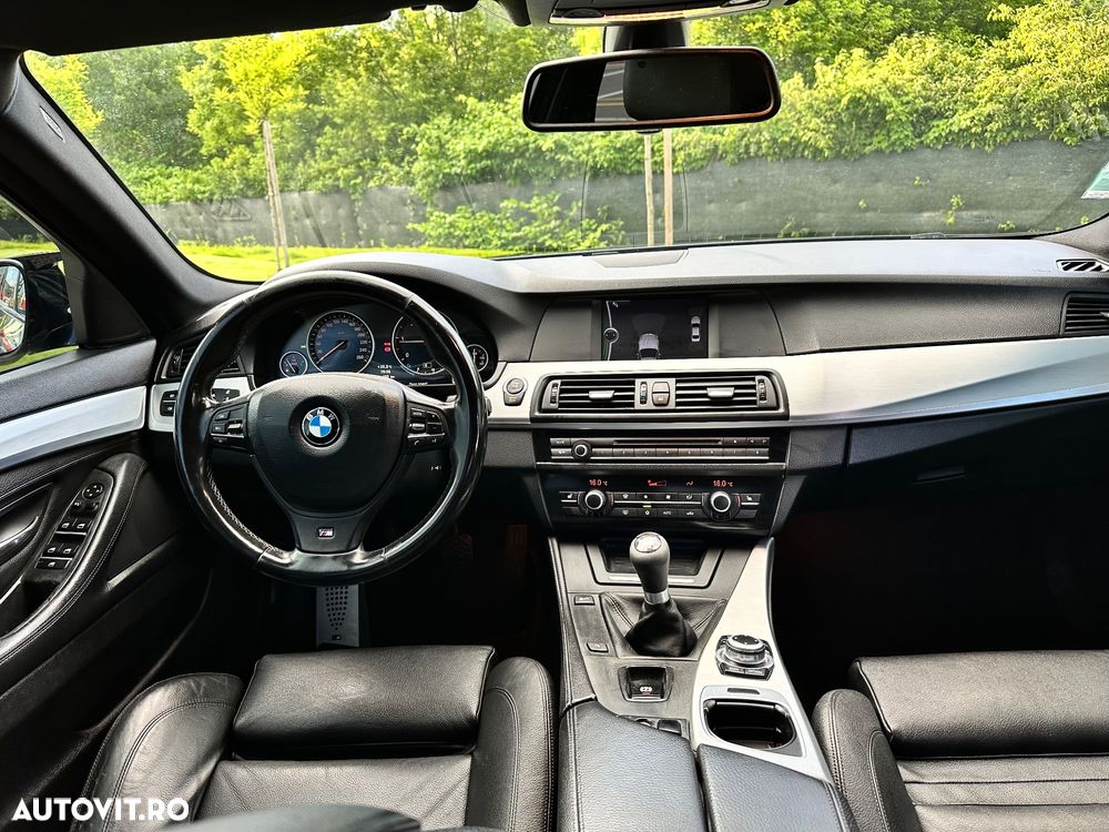 BMW Seria 5 520d - 12