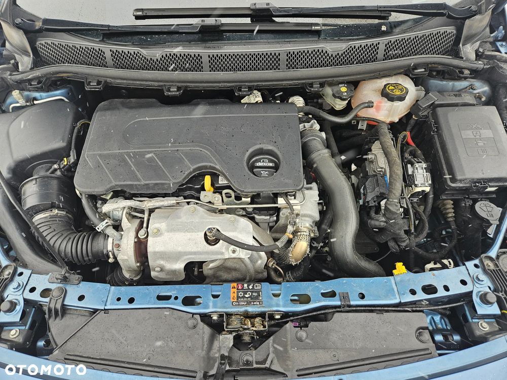 Opel Astra 1.6 CDTI Enjoy - 10
