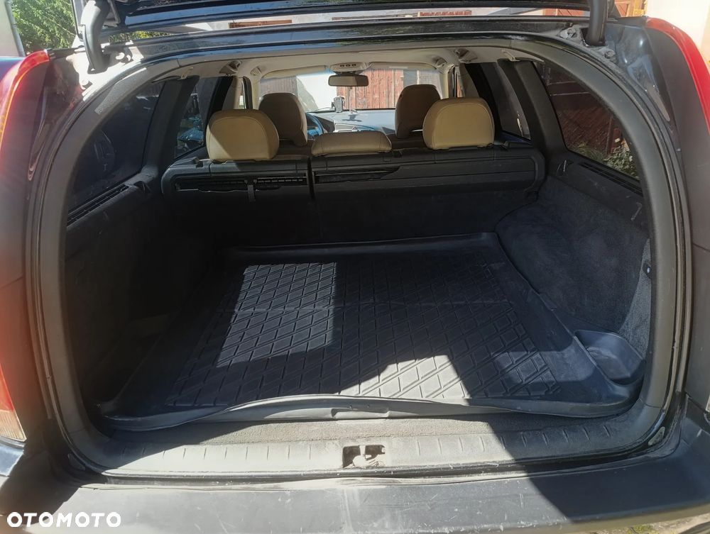 Volvo V70 2.5T AWD Comfort - 8