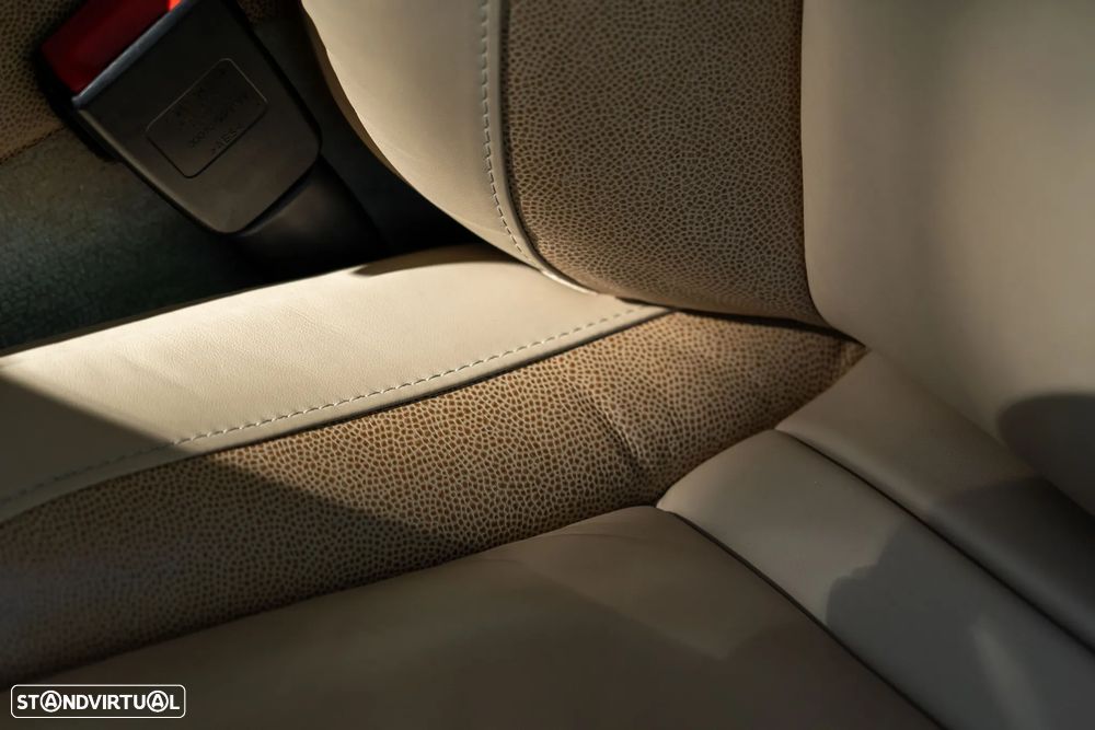 Rolls Royce Wraith 6.6 Twin-Turbo V12 - 17