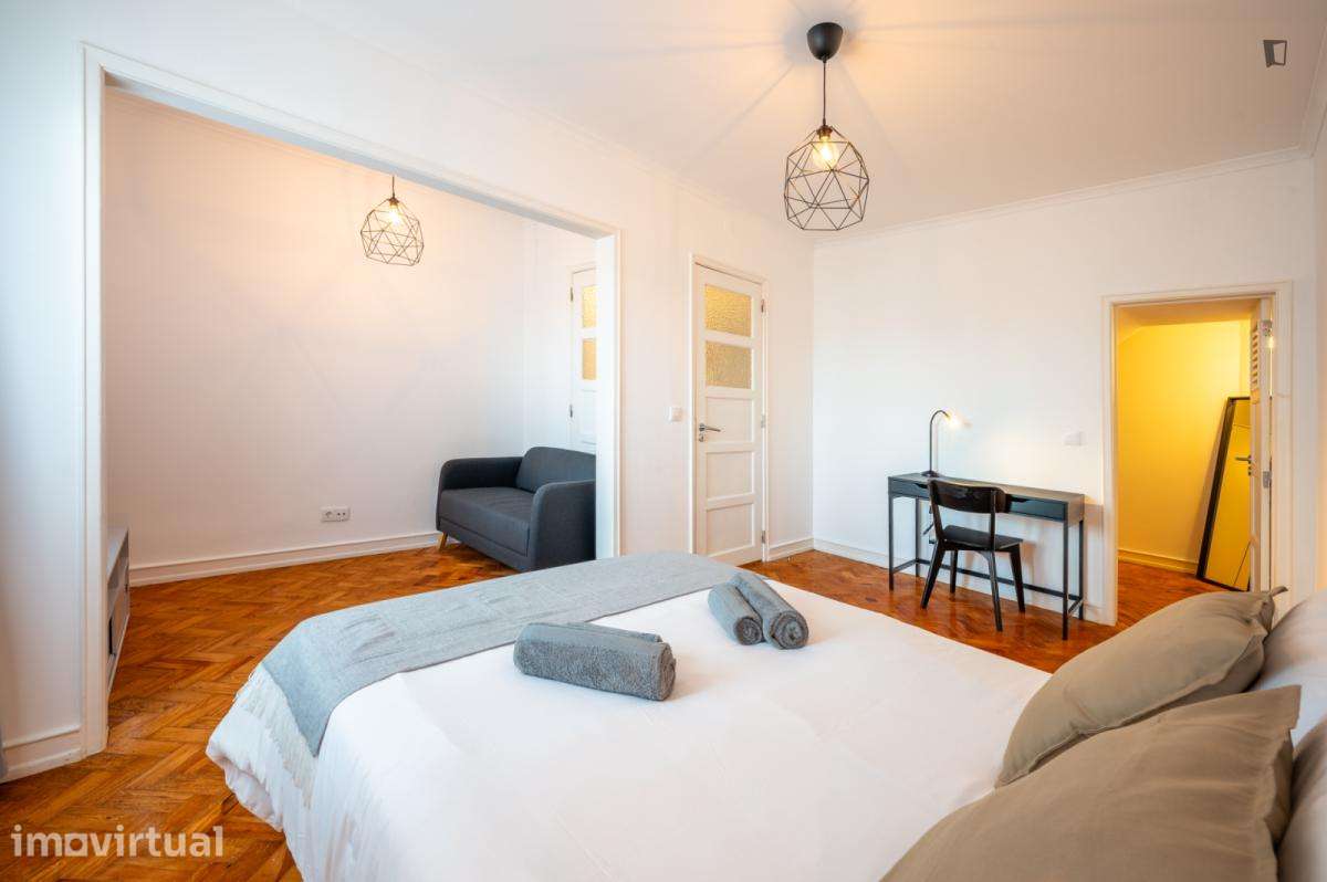 Quarto - localizado em Alameda Lisbon - Grande imagem: 5/27