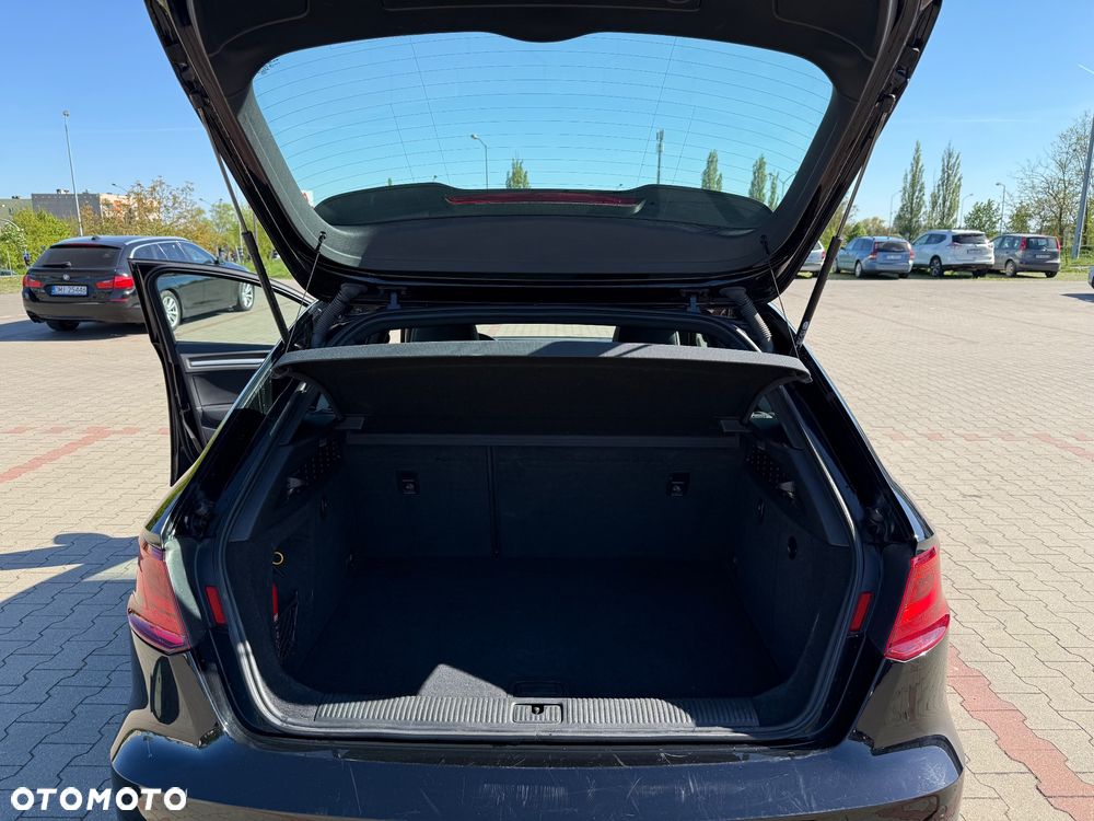 Audi A3 Sportback 2.0 TDI S line Sportpaket - 7