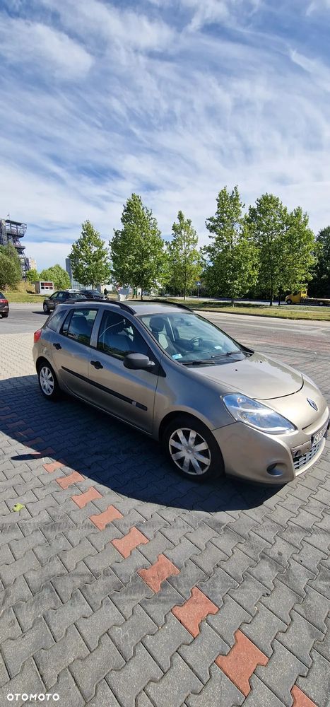 Renault Clio 1.5 dCi Alize - 1