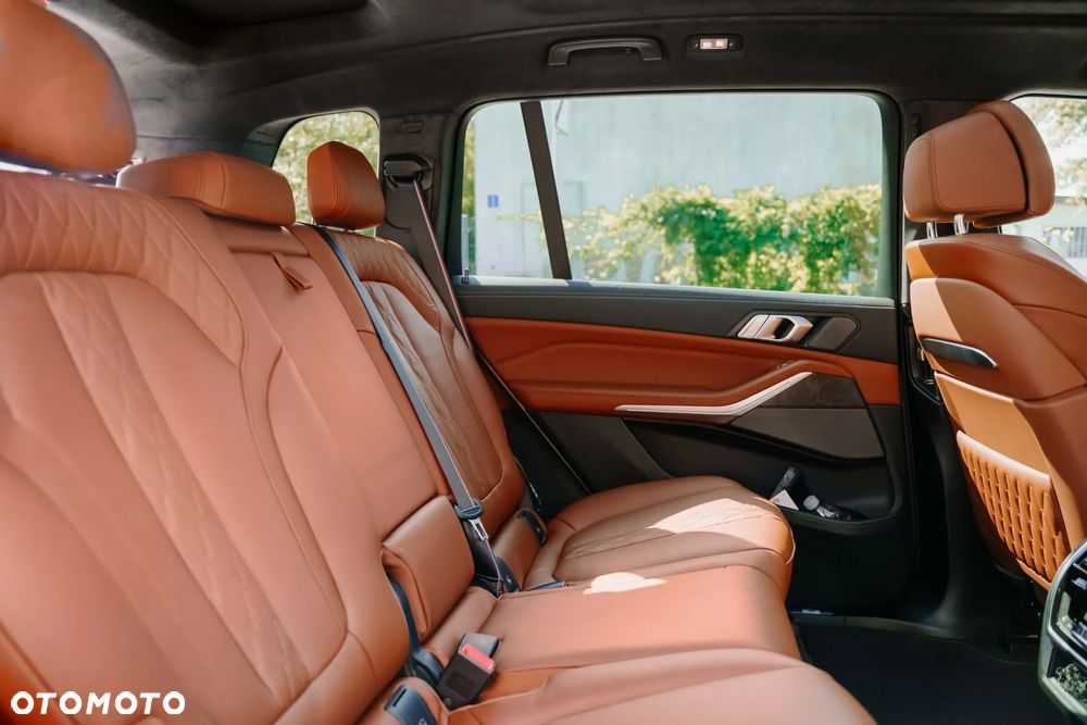 BMW X7 xDrive40d mHEV M Sport sport - 14