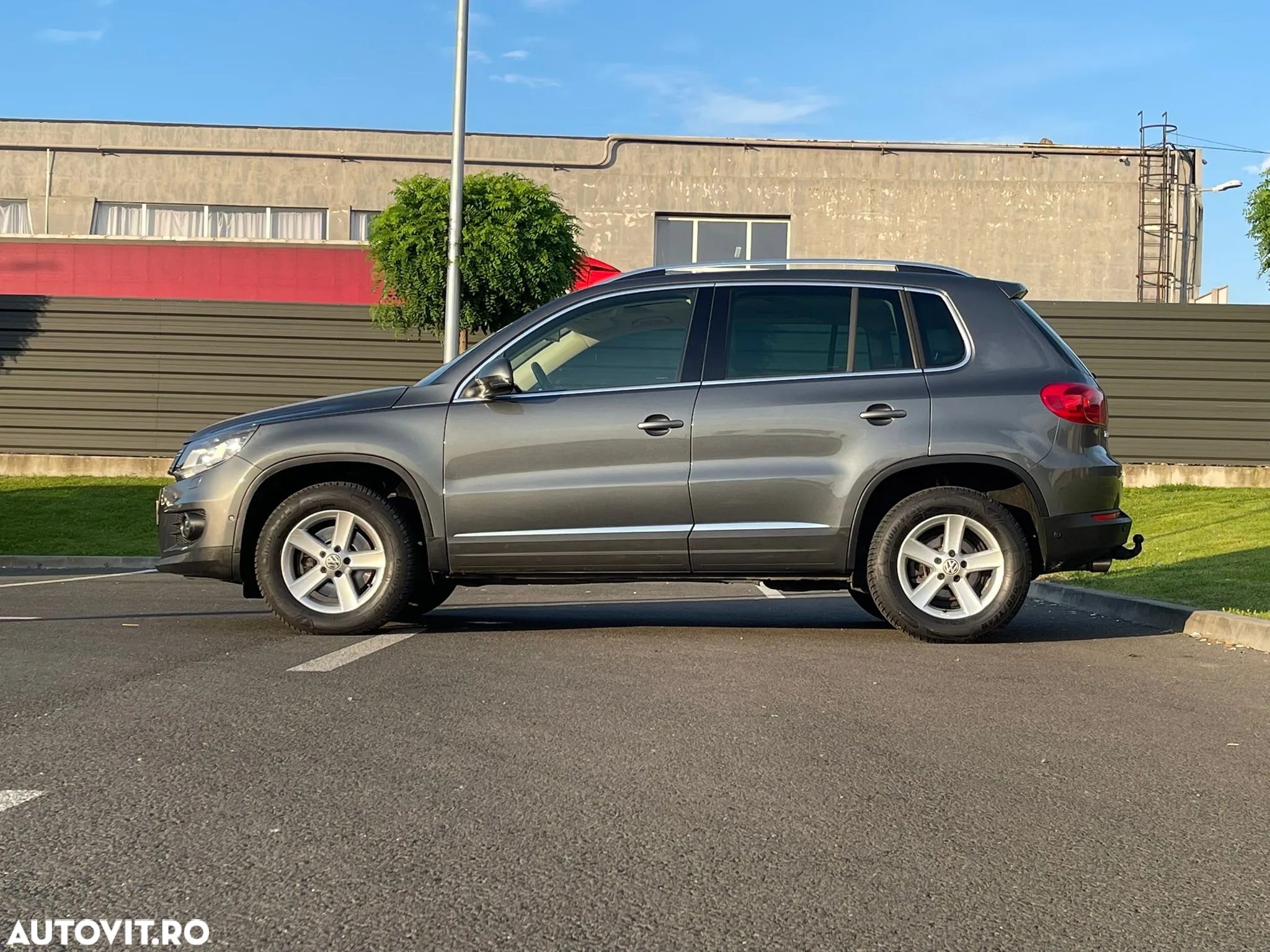 Volkswagen Tiguan 2.0 TDI DPF 4Motion DSG Exclusive - 35