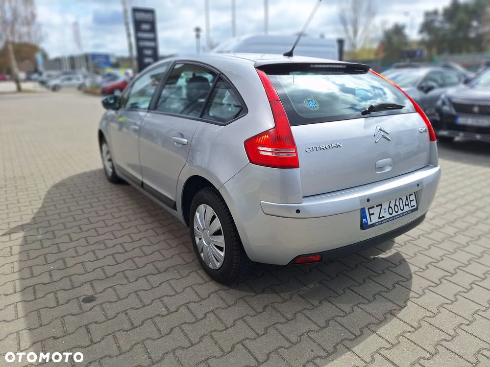 Citroën C4 VTi 120 Style - 4