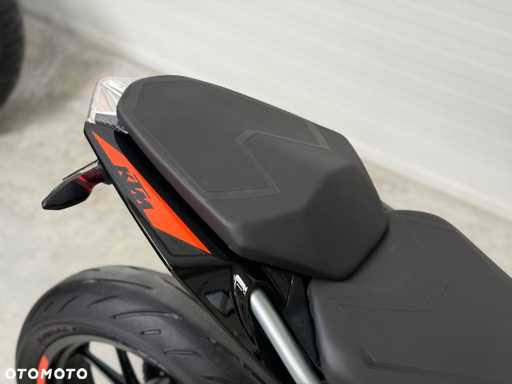 KTM Duke - 17