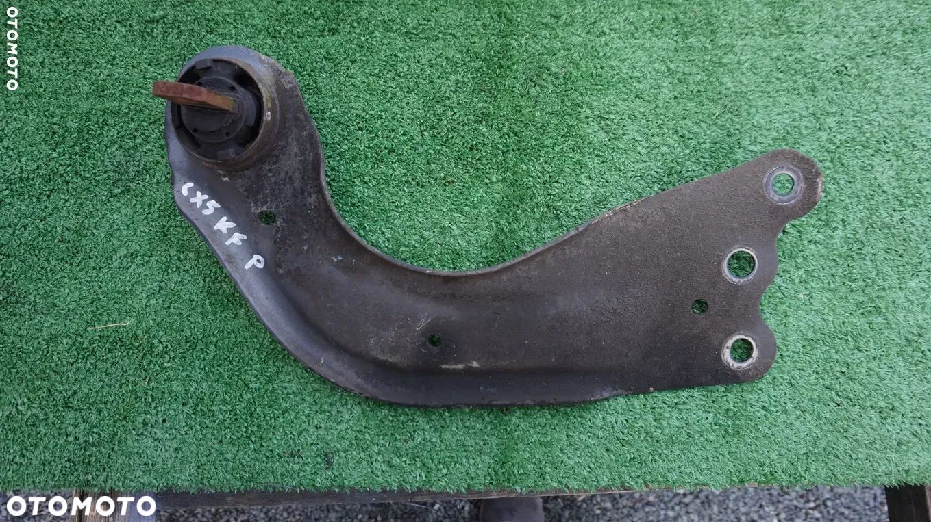 Mazda CX 5 II KF 4x4 wahacz prawy tyl zawieszenia - 1