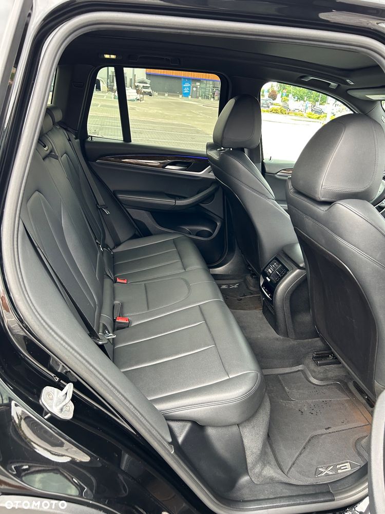 BMW X3 xDrive30i GPF xLine - 24