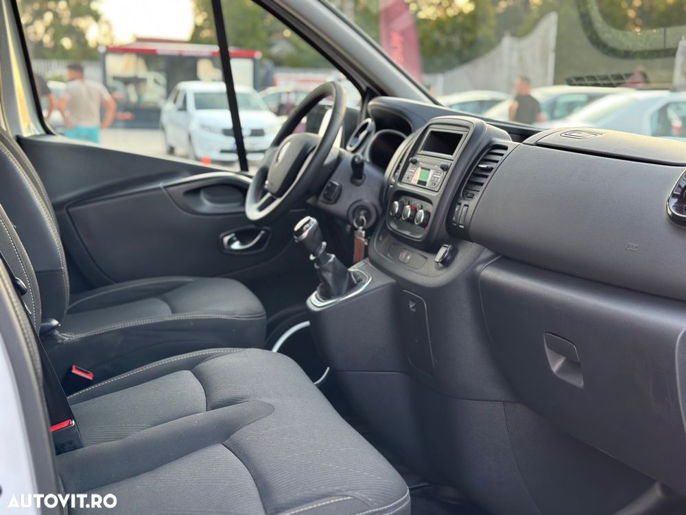 Renault Trafic 2.0 Blue dCi 120 Combi L2H1 8+1 locuri Authentique - 7