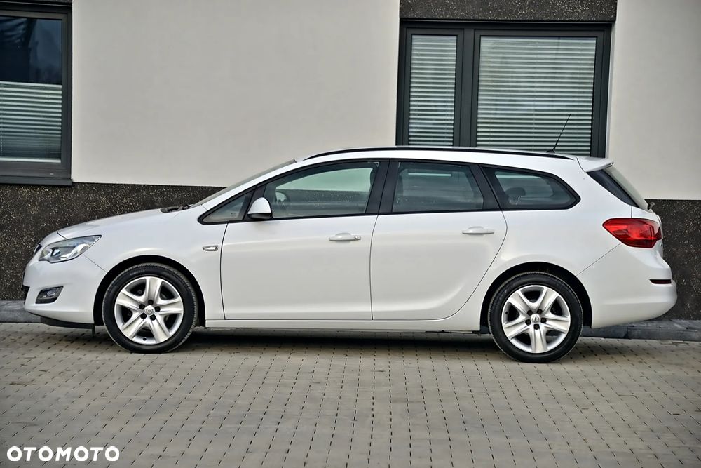 Opel Astra 1.6 Active - 22