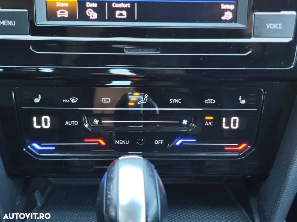 Volkswagen Passat 2.0 TDI DSG Comfortline - 22