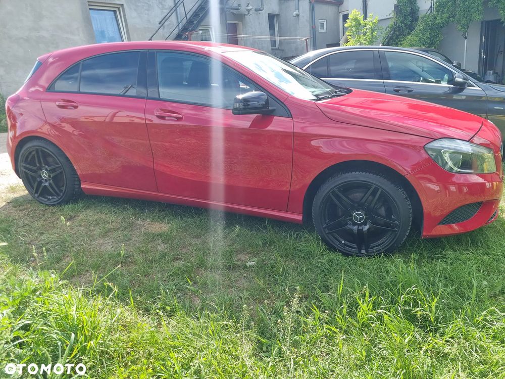 Mercedes-Benz Klasa A 180 CDI AMG Line - 22