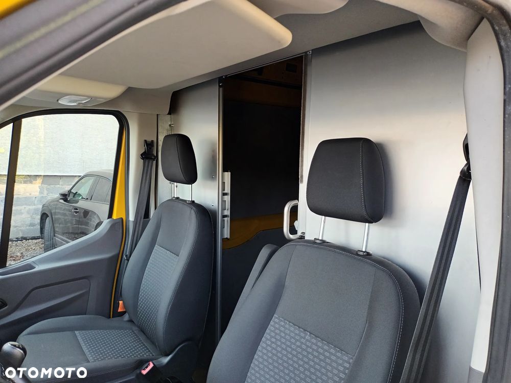 Ford Transit - 9